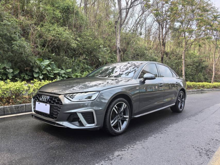 奥迪A4L 2023款 40 TFSI 时尚动感型