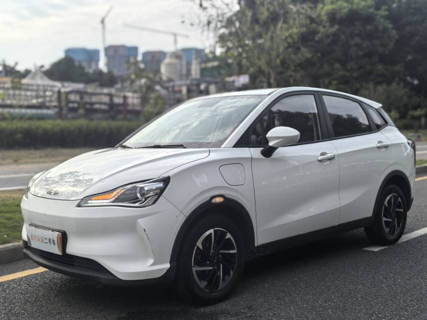 哪吒汽车 哪吒V 2021款 长续航娱乐版