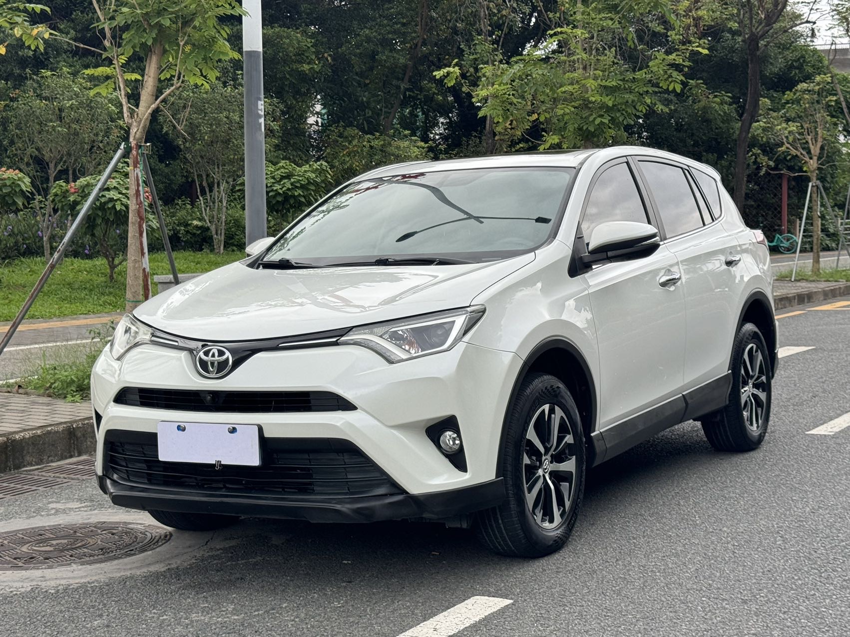 丰田 RAV4荣放 2016款 2.0L CVT两驱风尚版 国V