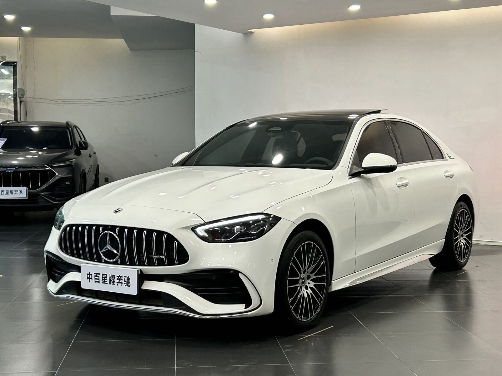 奔驰C级 2023款 C 200 L 运动版