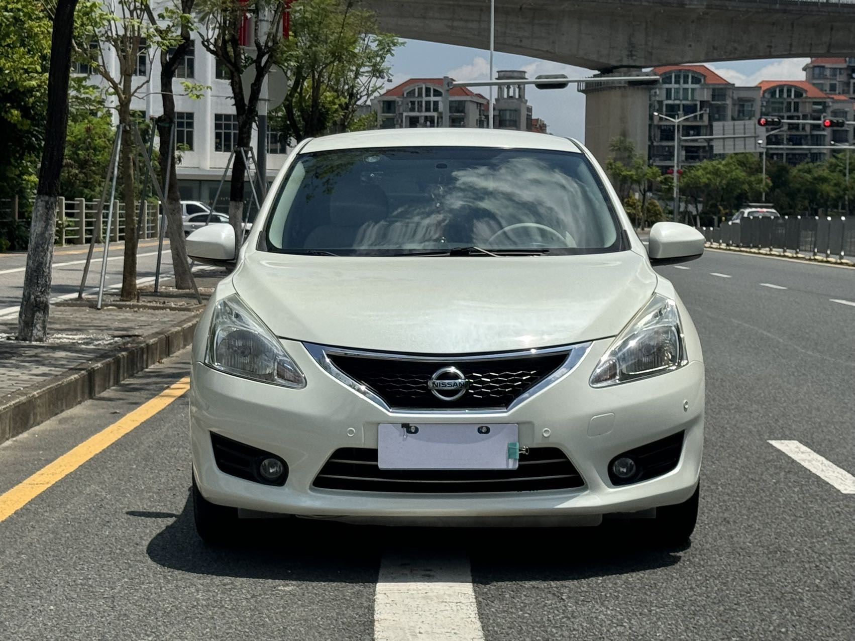 日产 骐达TIIDA 2011款 1.6L CVT豪华型