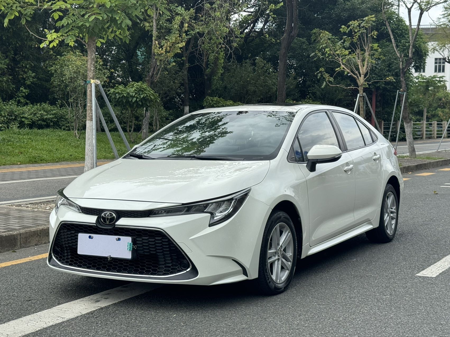 丰田 雷凌 2019款 185T CVT豪华版 国VI