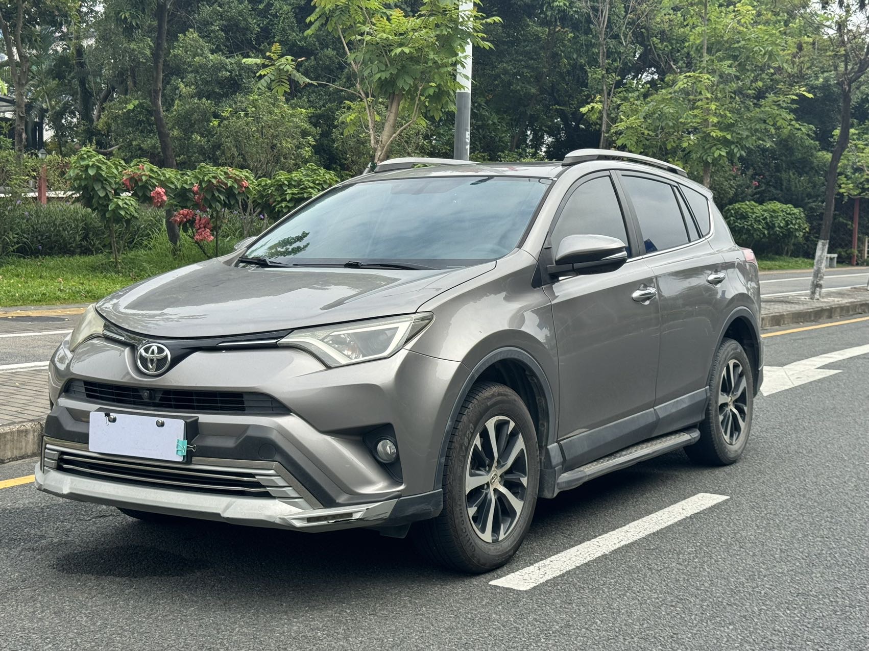 丰田 RAV4荣放 2016款 2.0L CVT两驱风尚版 国V