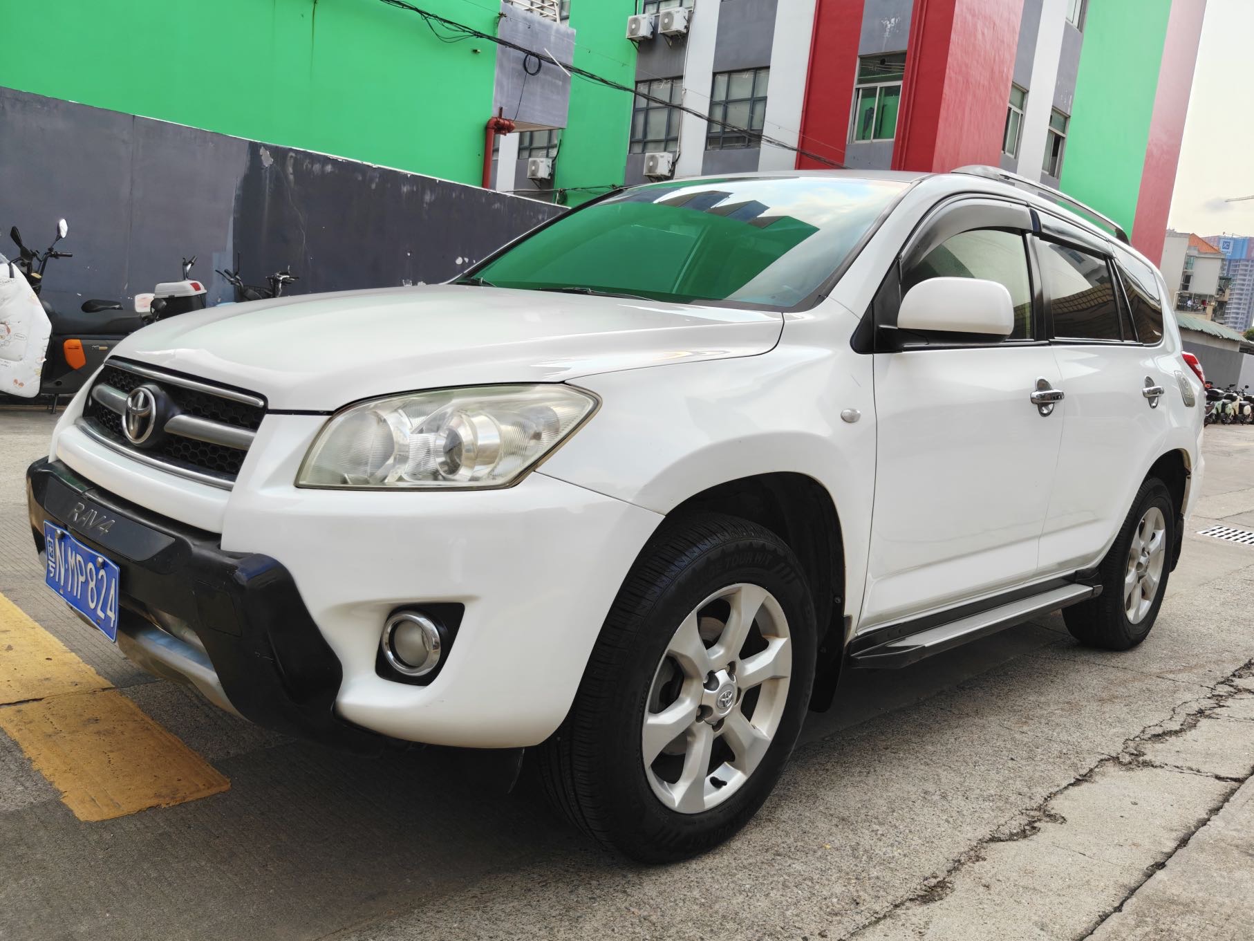 丰田 RAV4荣放 2011款 2.0L 自动豪华版