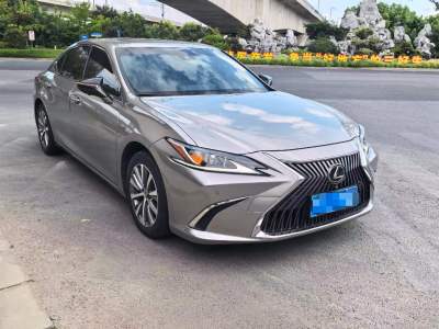 雷克萨斯ES 2020款 200 卓越版