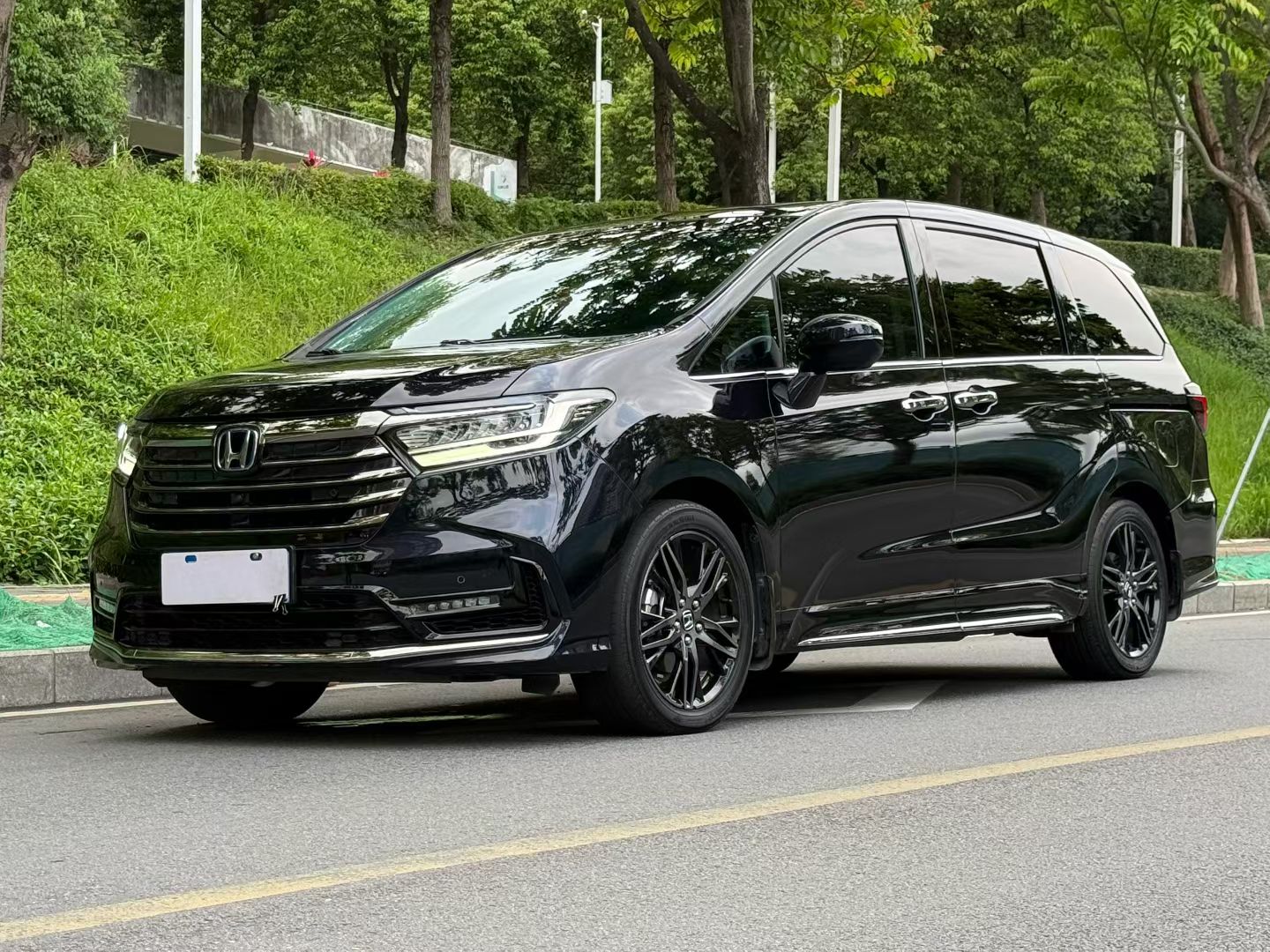 本田 奥德赛 2022款 2.0L e:HEV 锐·至尊版