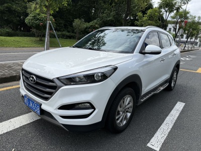 现代 途胜 2015款 2.0L 自动两驱智能型